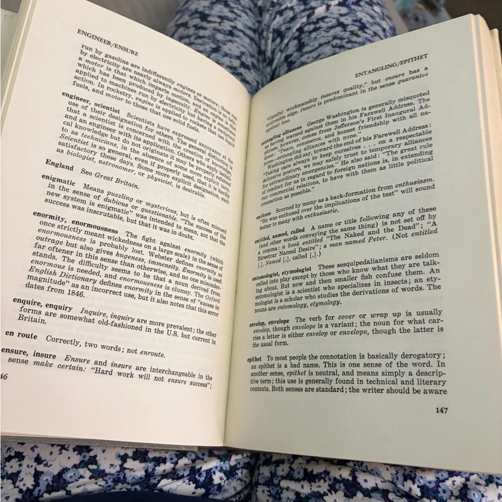 A Dictionary of Usage and Style by Roy H. Copperud - First Edition, Oct 1964